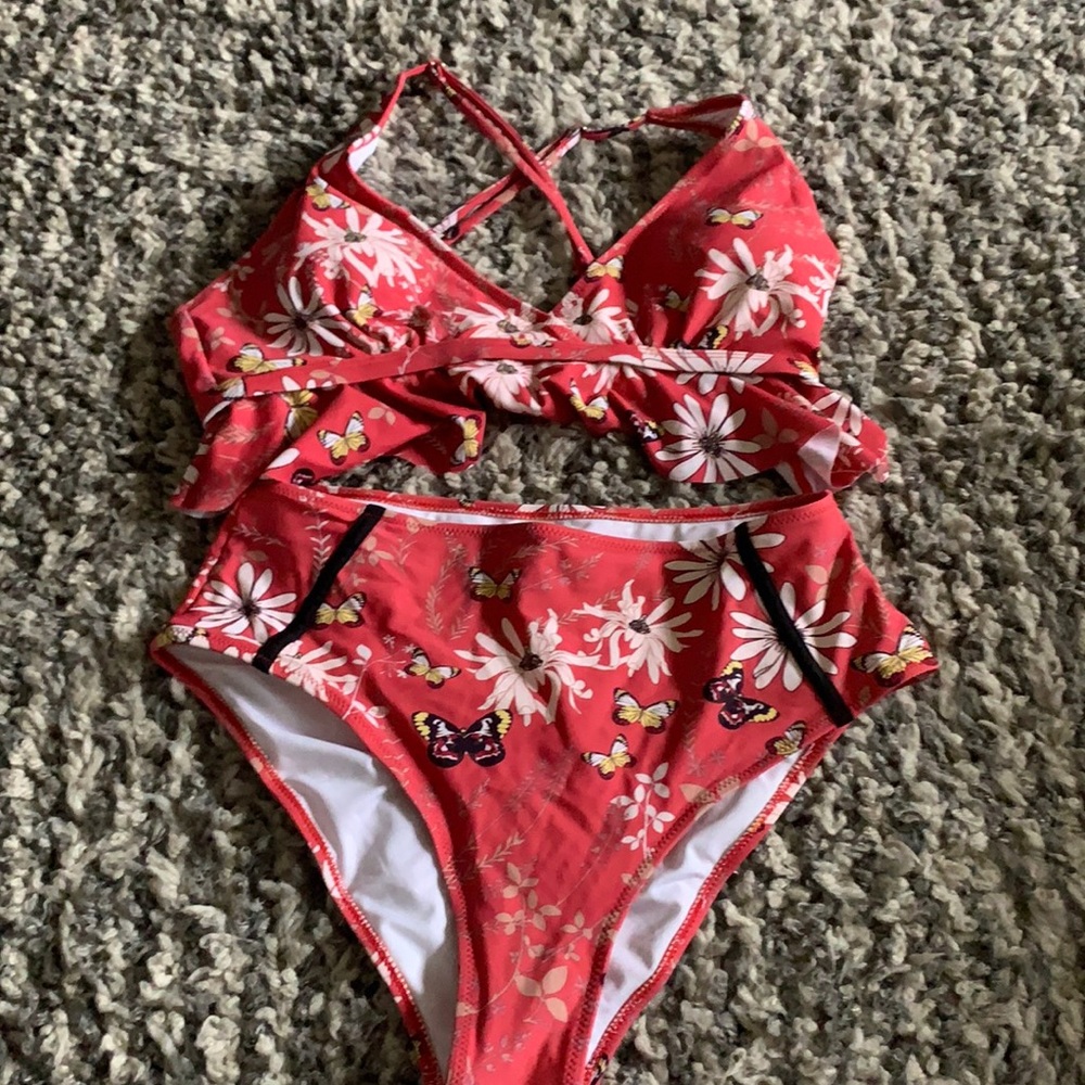 CUPSHE BIKINI
